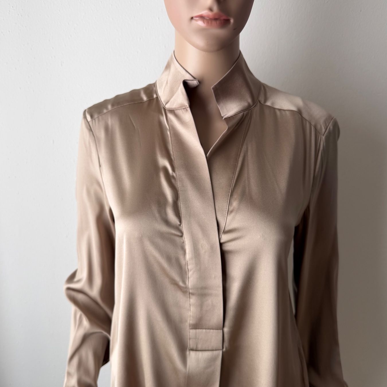 Dea Kudibal Camicette: DEA KUDIBAL Seidenbluse – Usato da Zürich venduto da ClosetQueen 1