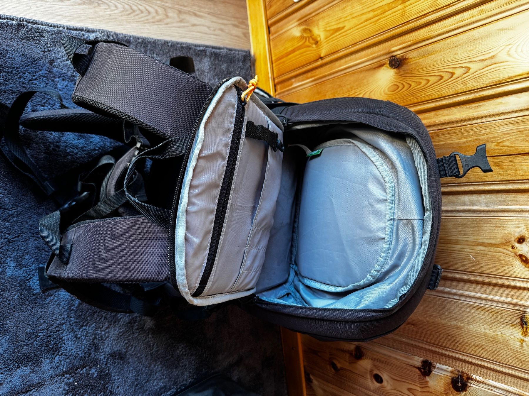 Lowepro Zaini: Lowepro sac à dos photo – Usato da Ovronnaz venduto da Etagne68 3