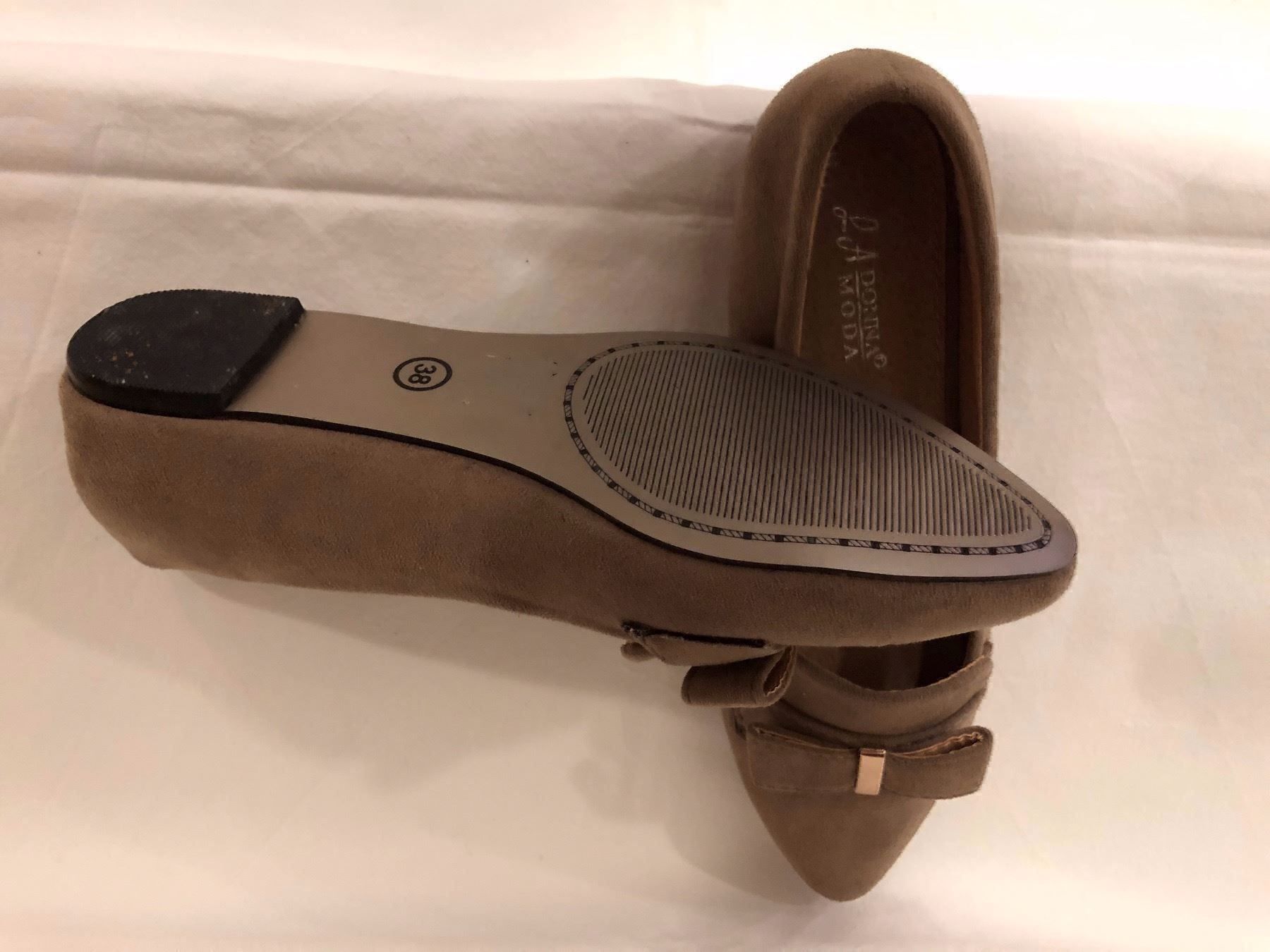 Scarpe da donna: Damenhalbschuhe – Usato da Obstalden venduto da Porco13 1