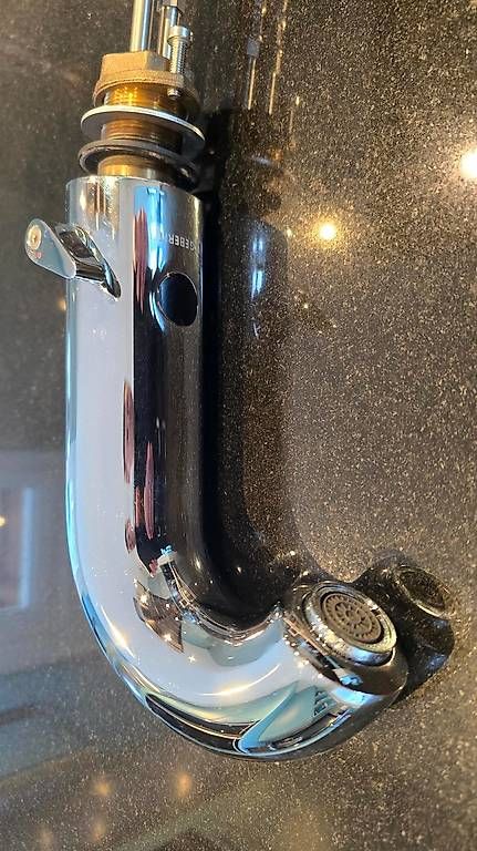Rubinetteria: Geberit Wasserhahn – Usato da Pfeffingen venduto da rov_9frp 1