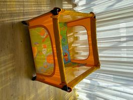 Chicco Laufgitter faltbar 94×94 cm orange