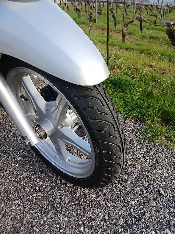 Sym Scooter: Scooter Sym hd 125 Expertisé mars 2026 – Usato da Le Mont-Pèlerin venduto da Tonxr 3