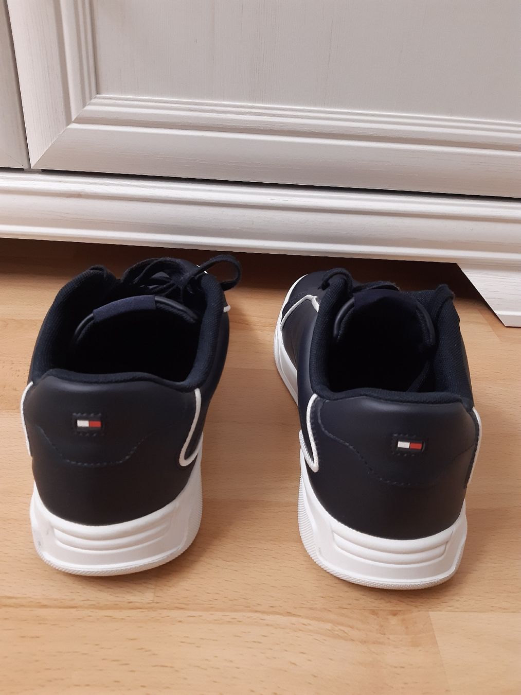 Tommy Hilfiger Herrenschuhe: Tommy Hilfiger Sneaker, Gr. 43 blau – Neu (gemäss Beschreibung) aus Matzingen von mes84 4