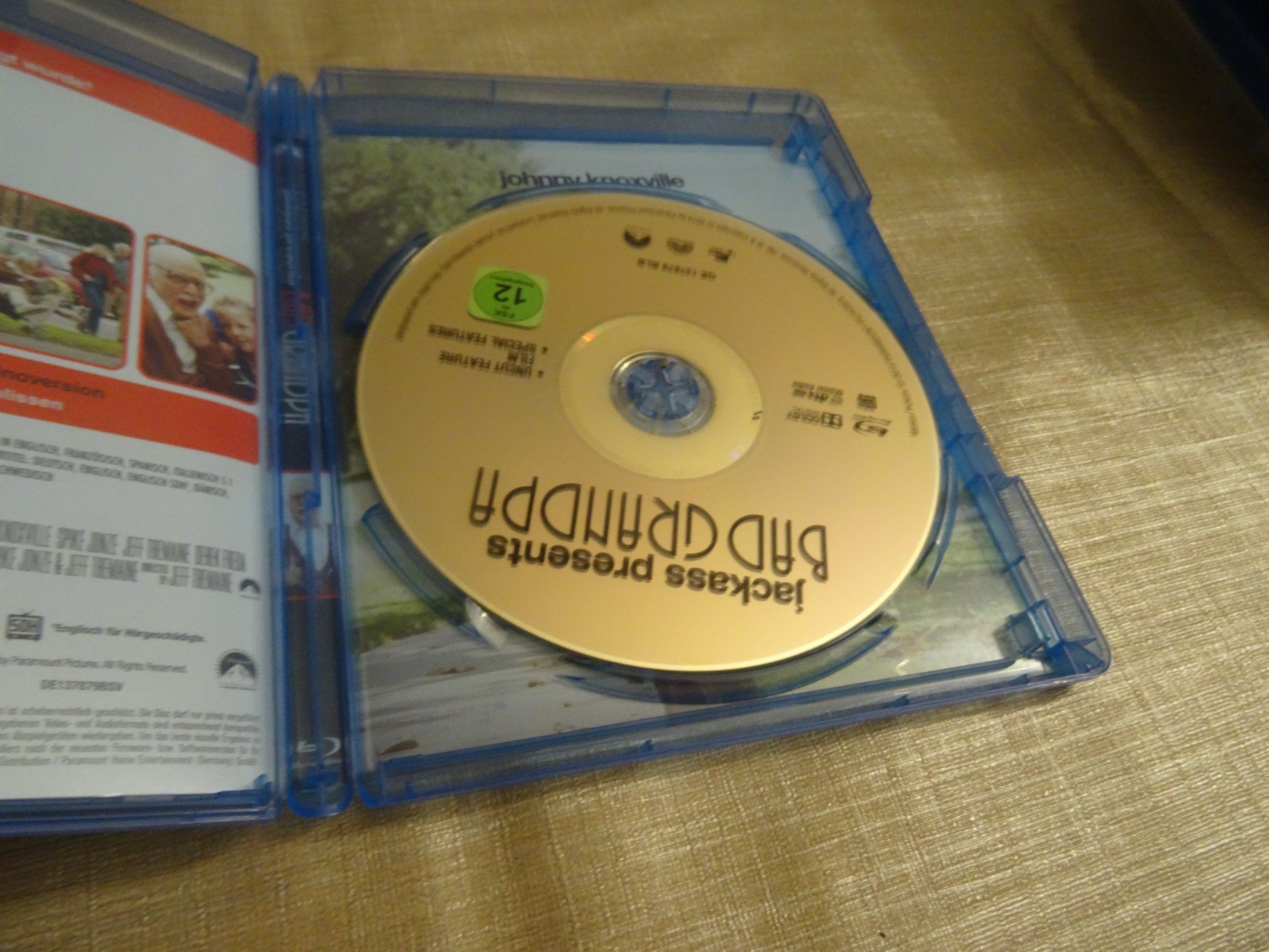 Tutti i DVDs: Jackass: Bad Grandpa BLU-RAY – Usato da Olten venduto da Disc-Verkauf 1