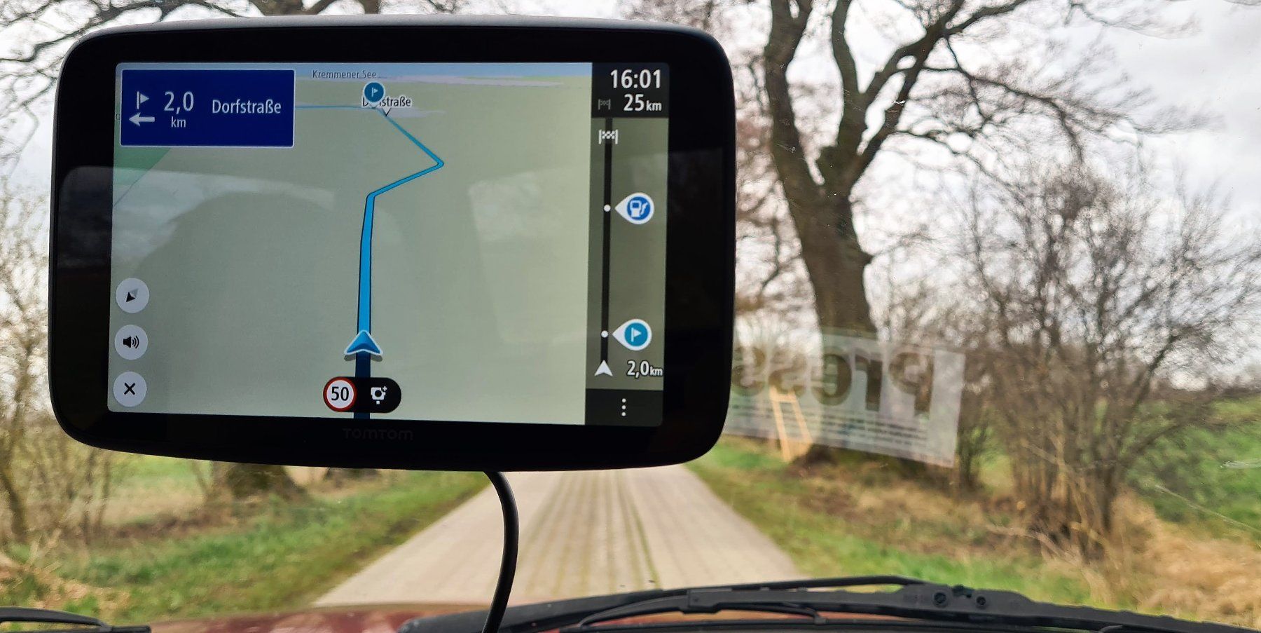 Tomtom Navigatori: TomTom GO Discover 7 Zoll – Usato da Ulisbach venduto da Old_Science 3