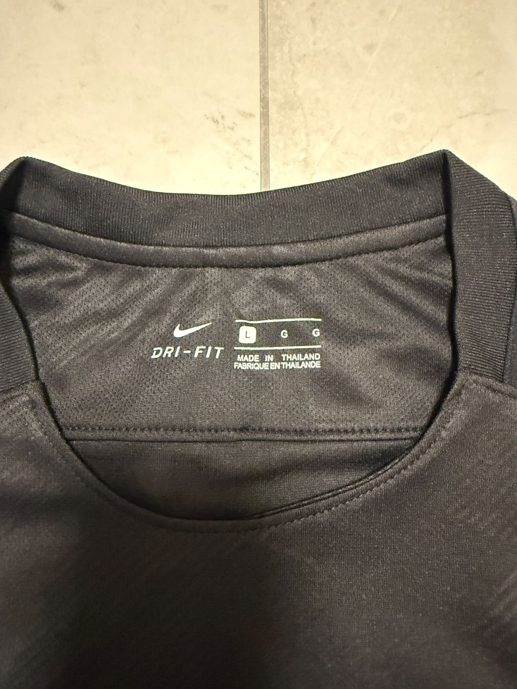 Canottiere & Pantaloni: PSG Paris Saint-Germain Trikot Mbappe 29 – Nuovo (secondo la descrizione) da Bronschhofen venduto da leo_99hp 4