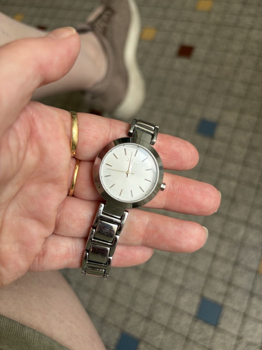 DKNY Uhren: Dkny Uhr Silber  – Gebraucht aus Basel von Brunner.T 3