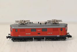 Re 4/4 I rot Hobbytrain Spur N mit OVP