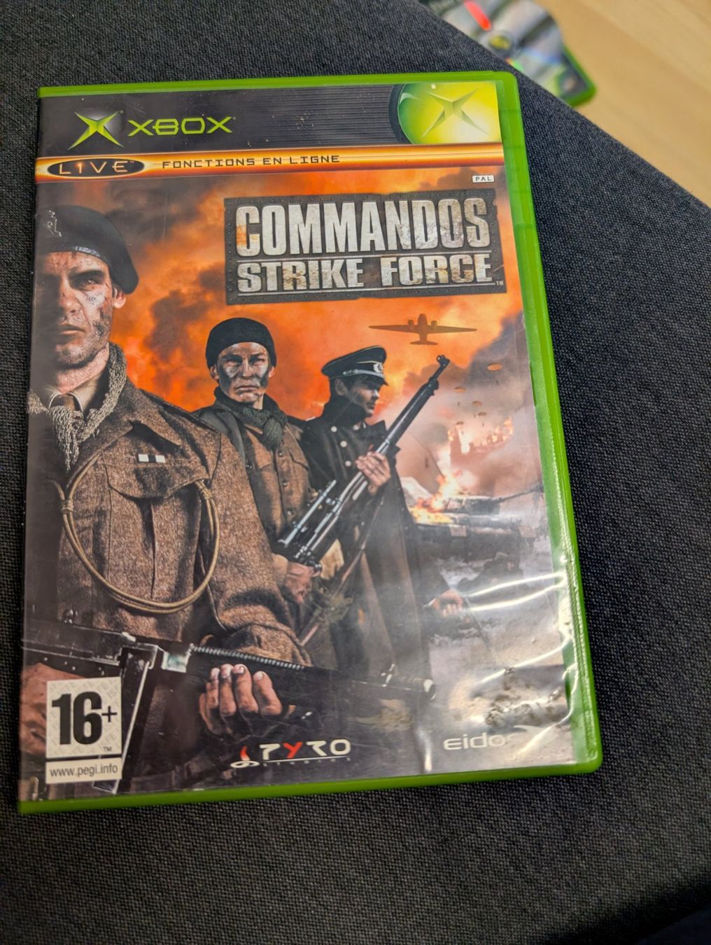 Jeux: Commandos strike force Microsoft Xbox – D'occasion à Giubiasco par Ticinerd