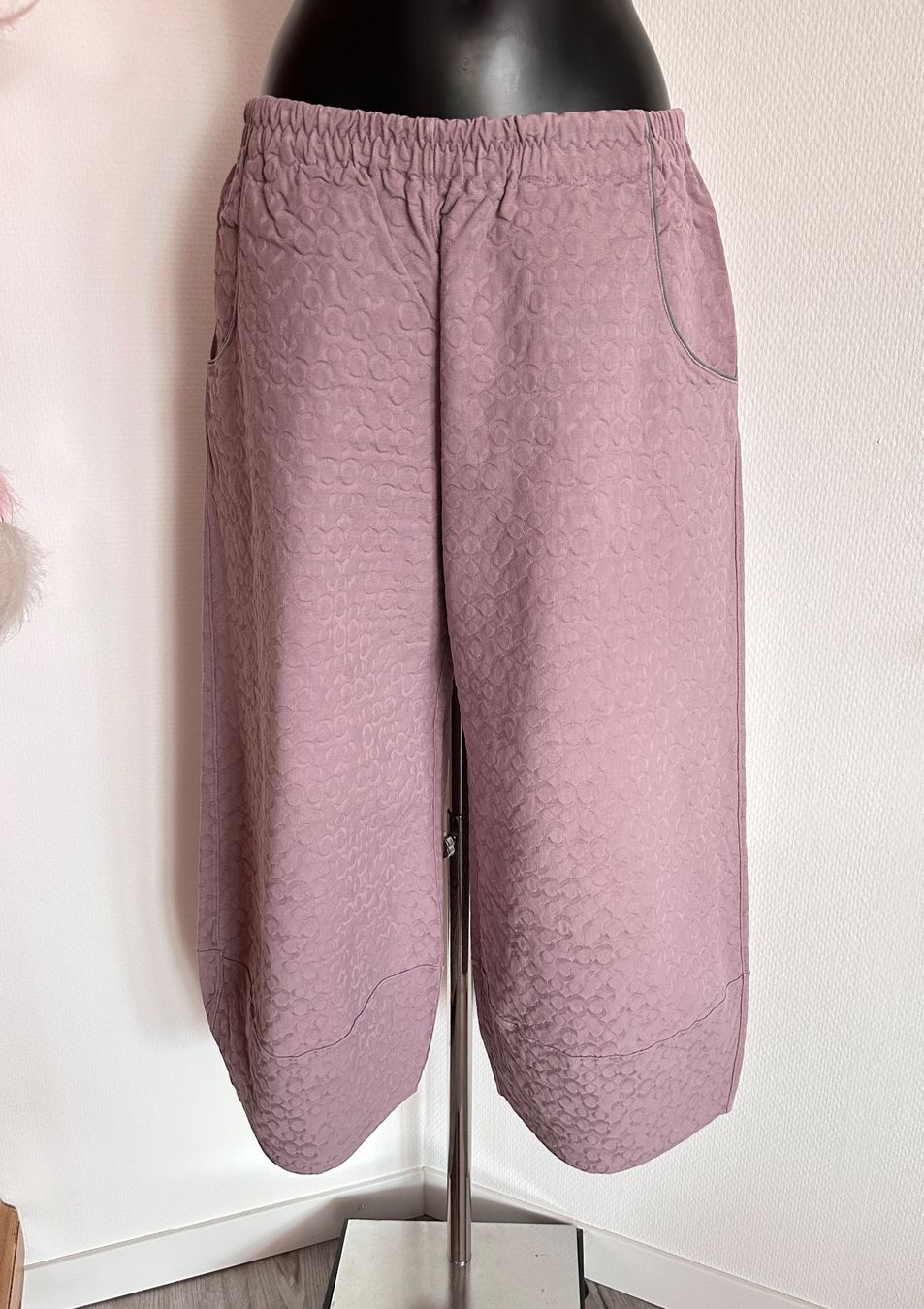 Pantaloni: Gr 40/42 Boutique-Style Hose Haremshose TOP – Usato da Rickenbach b. Wil venduto da sunneschii_