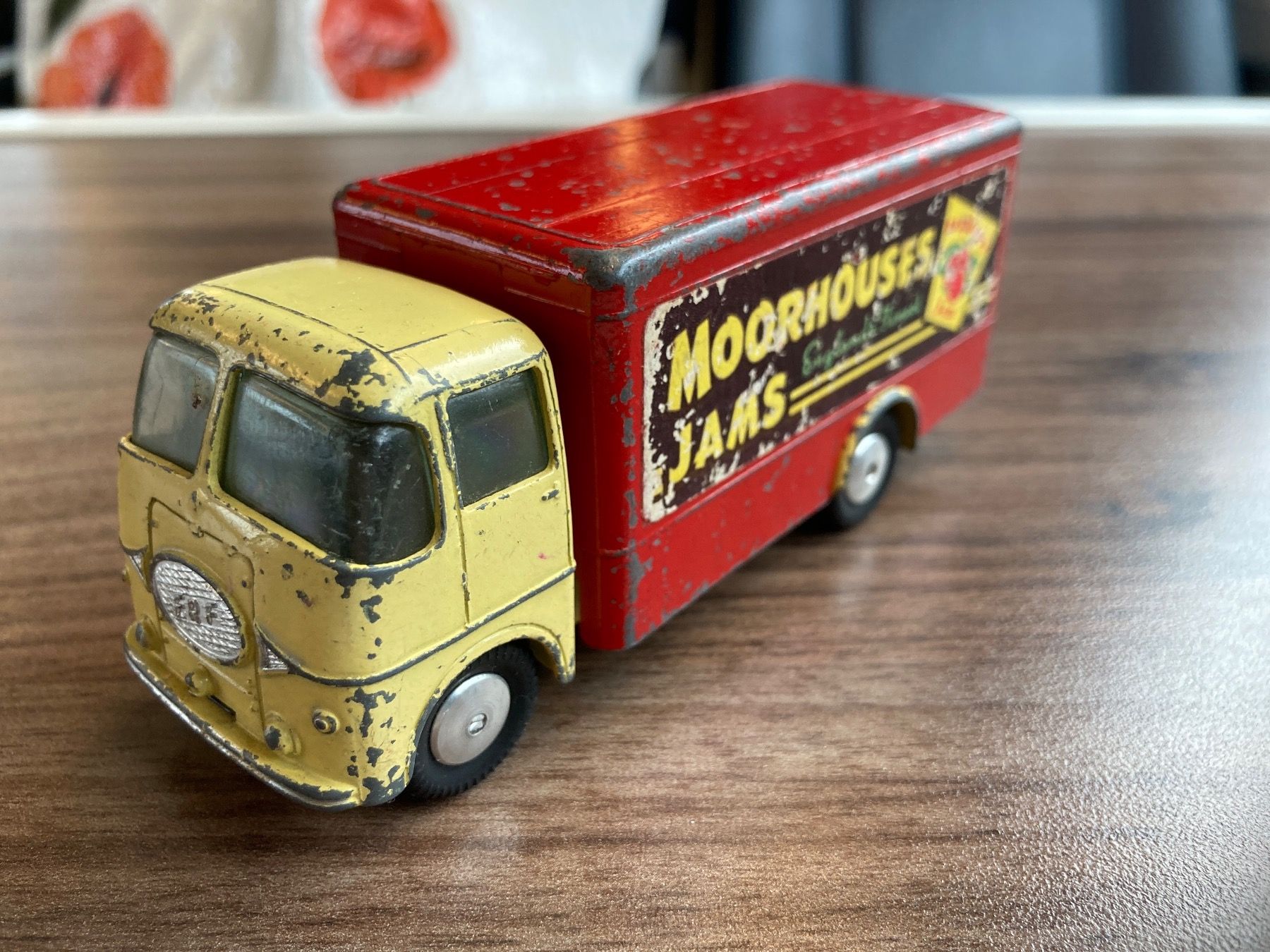 Corgi Toys Modellautos: Corgi Toys. Model 44 G – Gebraucht aus Zürich von Chaeffeler 1