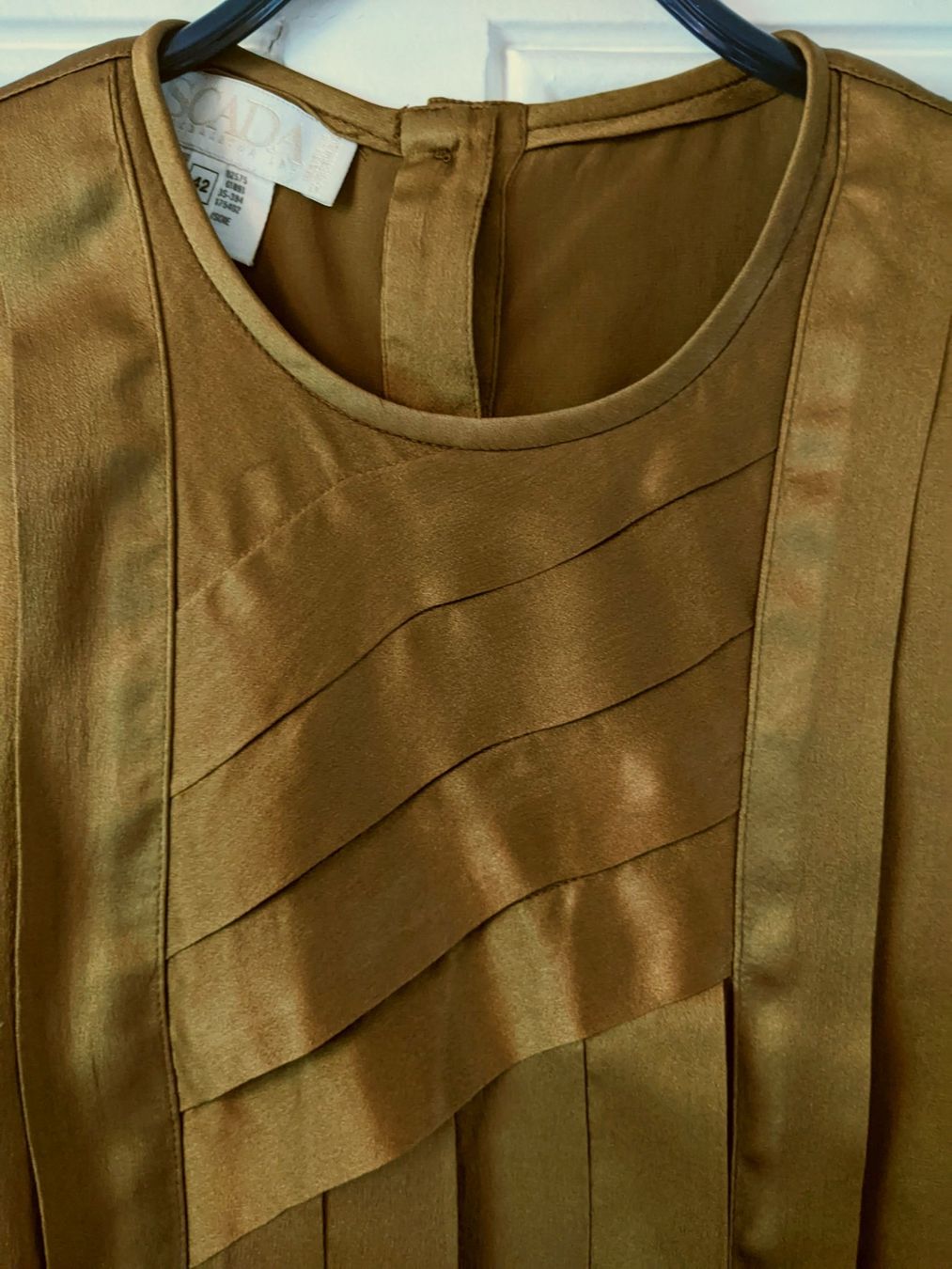 Escada Blusen: ESCADA : Blouse en soie mordorée 42 – Neu (gemäss Beschreibung) aus Petit-Lancy von lilycerise 1