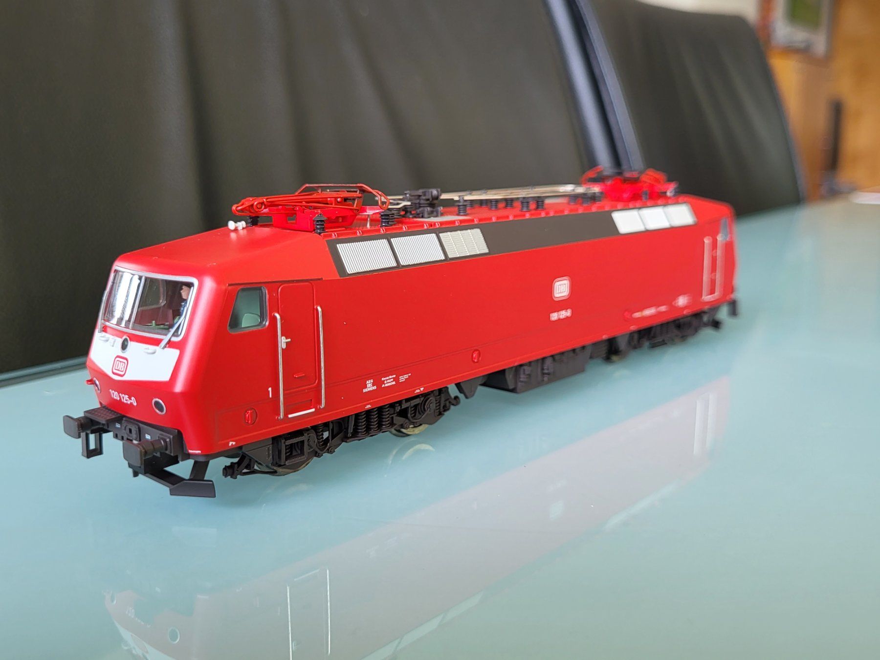 Trix Modelleisenbahnen: H0  TRIX  22603  DB  Baureihe 120 NEU ! – Neu und originalverpackt aus Oberburg von sensetal 3