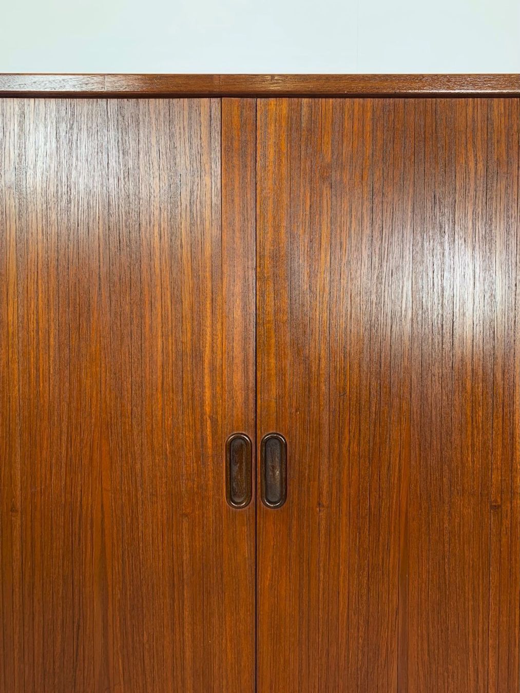 Credenze: Danish Teak Highboard by Arne Vodder 60s – Usato da Basel venduto da MidMod20C 3