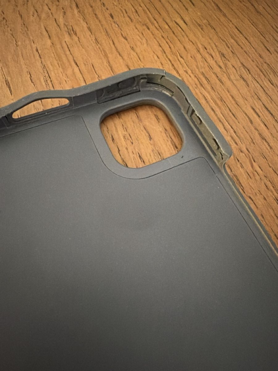 Logitech Tastiere: Logitech Keyboard Case for iPad Pro 11 inch Used – Usato da Lausanne venduto da atr_v2dq 4