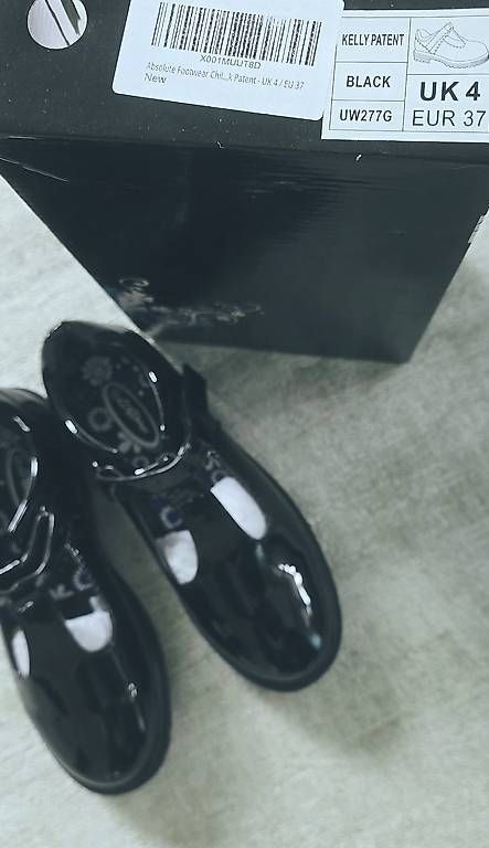 Scarpe per ragazzi: Kinder schuhe  – Usato da Zürich venduto da joo_hrd5 1