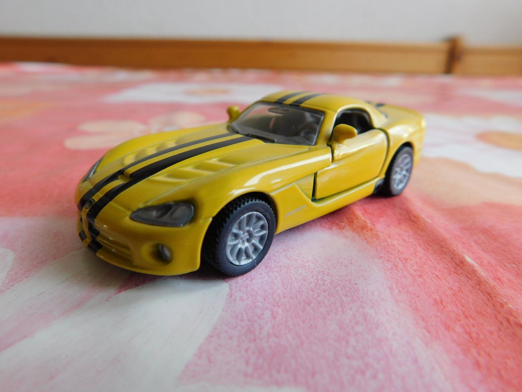 Siku Modellini d'auto: Siku Doge Viper SRT 10 – Nuovo (secondo la descrizione) da Strengelbach venduto da Wedi73