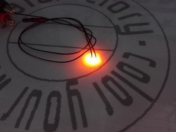Componenti elettronici: LED SMD 1206, orange, verkabelt 12V – Nuovo (secondo la descrizione) da Luzern venduto da Salefactory 1