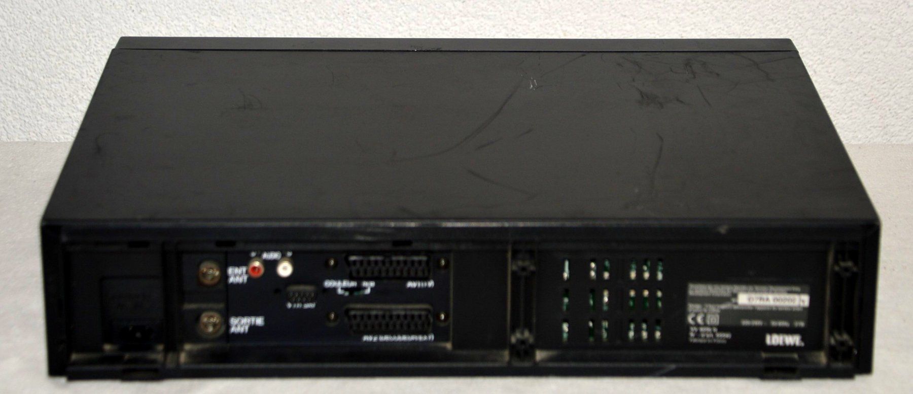 Aufnahmegeräte: Videorecorder VHS  Loewe VV 4056 H  magnétoscope – Gebraucht aus Collonges von arashee 2