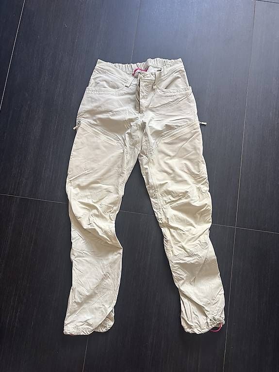 Haglöfs Hosen: Wanderhose Häglofs Grösse 36 – Gebraucht aus St. Gallen von taina123