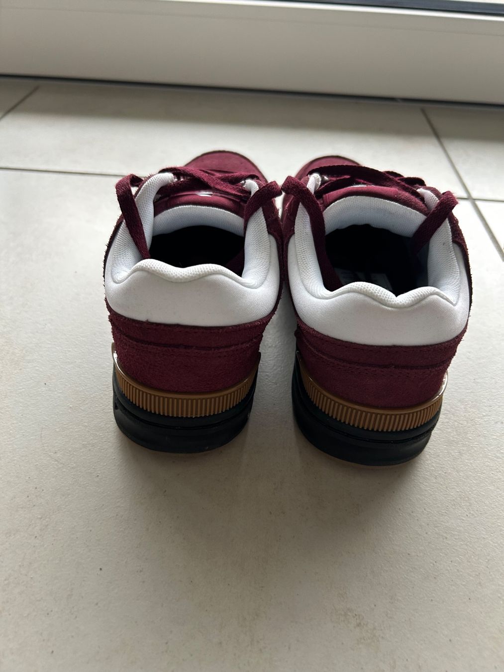 Converse Scarpe da donna: Une paire de basket Converse neuve – Usato da Courrendlin venduto da loko2910 2