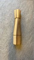 Pfeffermühle aus Holz – Neuwertig