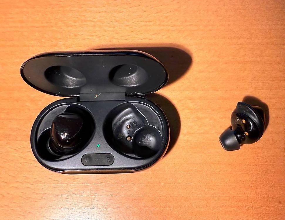 Kopfhörer: SAMSUNG Galaxy Buds+ (Schwarz) – Gebraucht aus Lausen von whagi 1