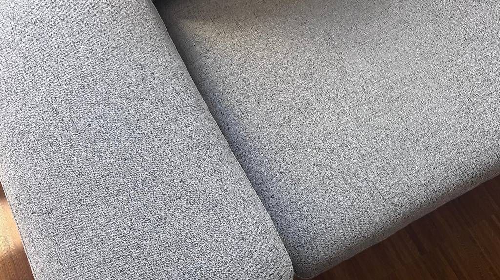 Sofas: Pfister BALTIMORE Ecksofa hellgrau mit Récamiere – Gebraucht aus Zürich von flipmonks 2