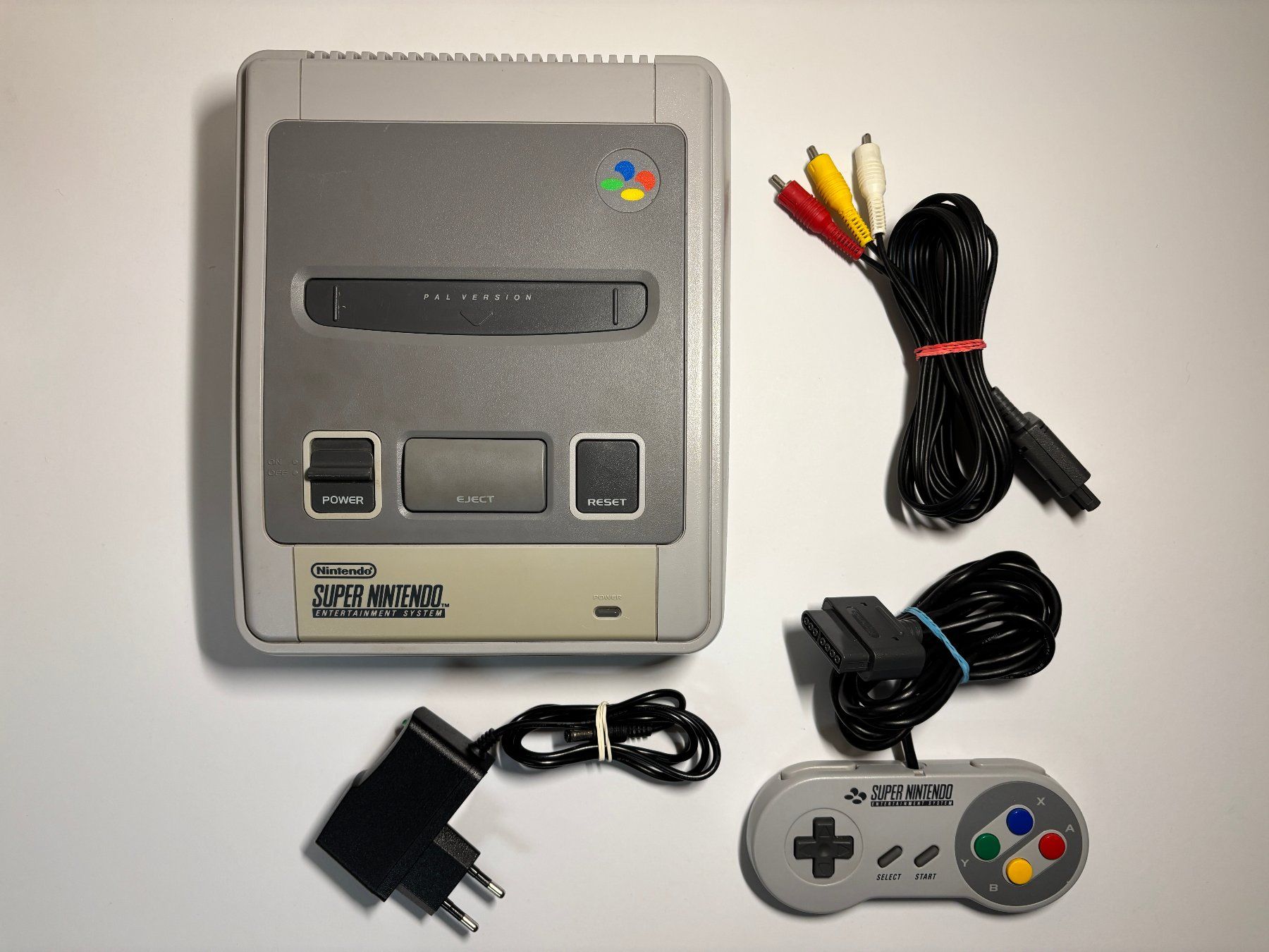 Nintendo Console: SNES - Super Nintendo Konsole – Usato da Allschwil venduto da Bullach