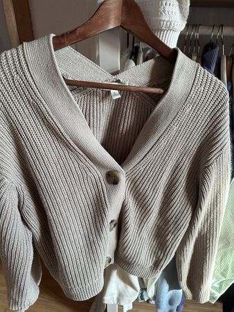 H&M Gr. S Cardigan beige