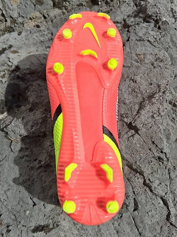 Nike Scarpe da donna: Damen Fussballschuhe Nike Phantom – Usato da Triesenberg venduto da Ossi3 3
