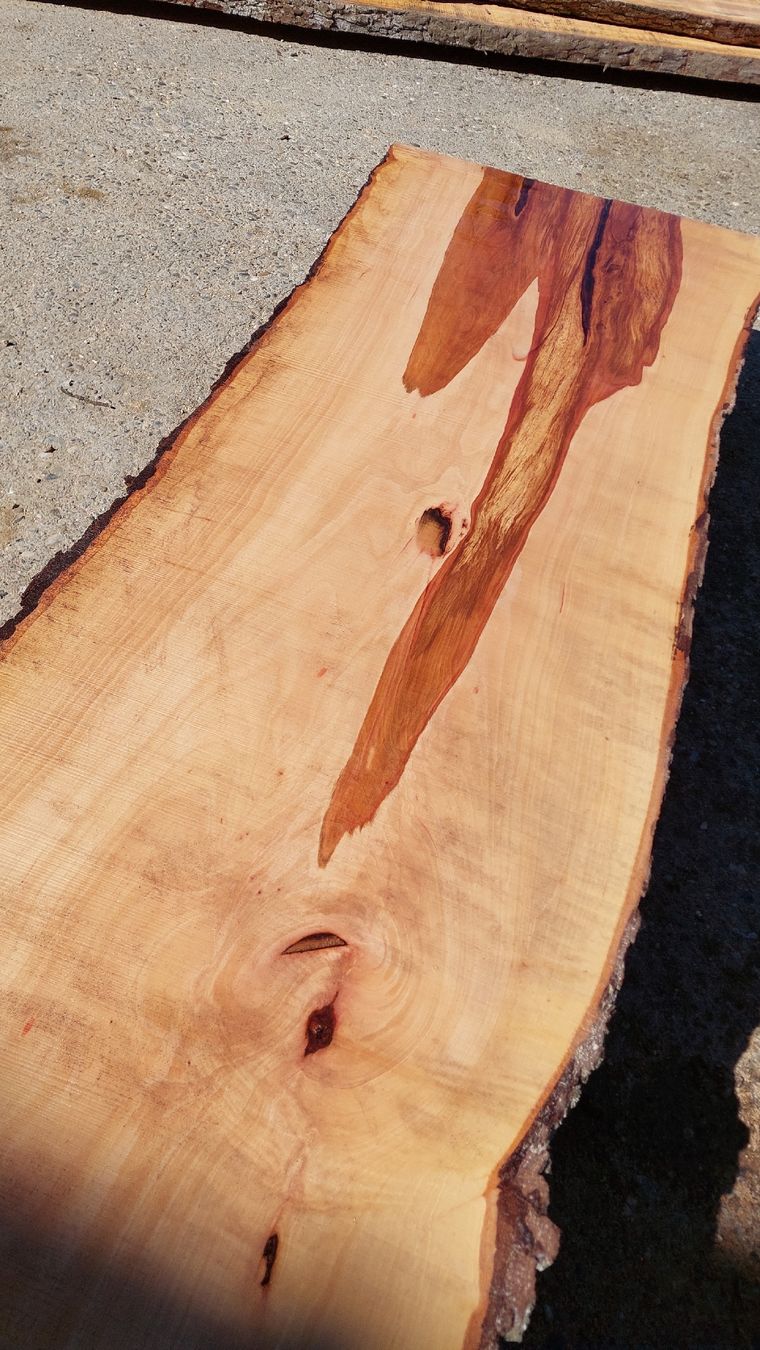 Articoli in legno: Birnbaumbretter – Usato da Bretzwil venduto da AnnenHolz 4