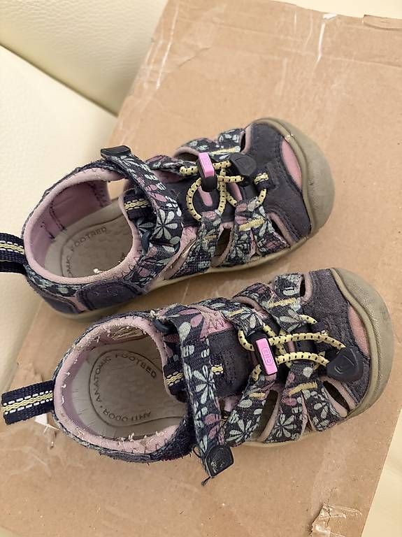 Keen Chaussures filles: Keen 24 – D'occasion à Pfungen par nad_vt7k 1
