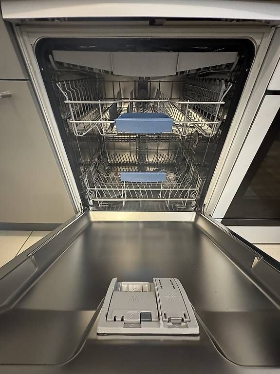 Bosch Lavastoviglie: Lave vaisselle Bosch Active water – Usato da Cologny venduto da ale_rr8m 2