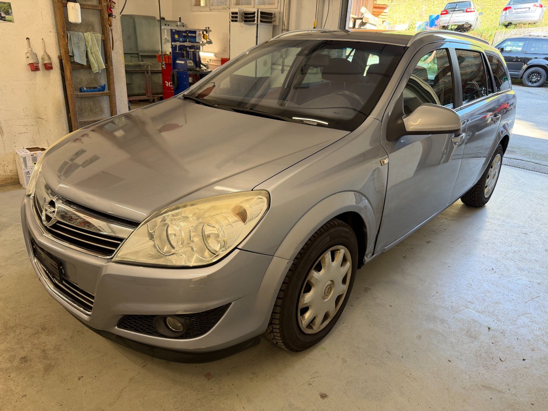 Opel Automobili: OPEL Astra Caravan 1.6 Benzin ab Platz – Usato da Adelboden venduto da Tonner