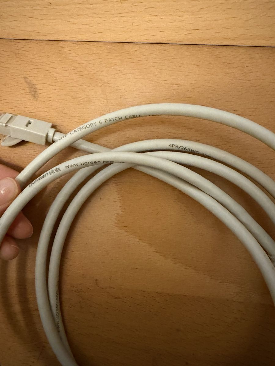 Cavi: Netzwerkkabel Patchkabel Cat. 6 flach 2m – Usato da Zürich venduto da arr_vq5w 1