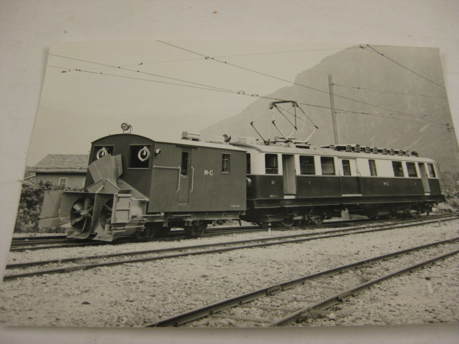 Cartoline postali: AK MC Triebwagen beim Depot Vernayaz – Nuovo (secondo la descrizione) da Malters venduto da Marosko