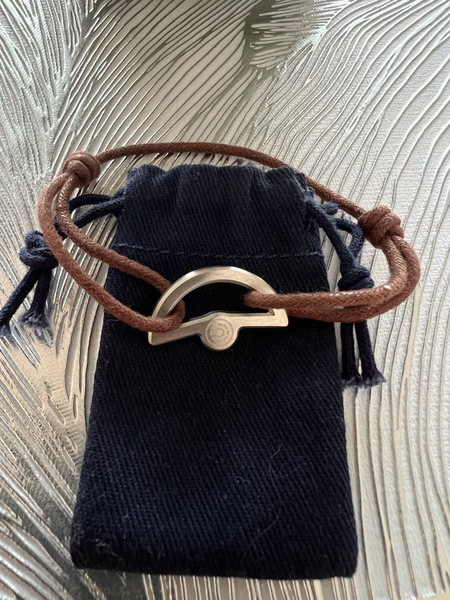 Armbänder & -reifen: Bracelet de la marque Breguet – Neu und originalverpackt aus Neuchâtel von lssp