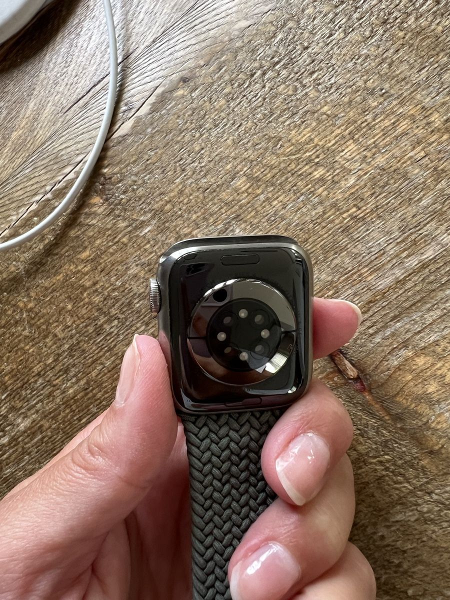 Apple Smartwatch: Apple Watch Inkl. Ladegerät und Armband – Gebraucht aus Aarau von Marylou90 1