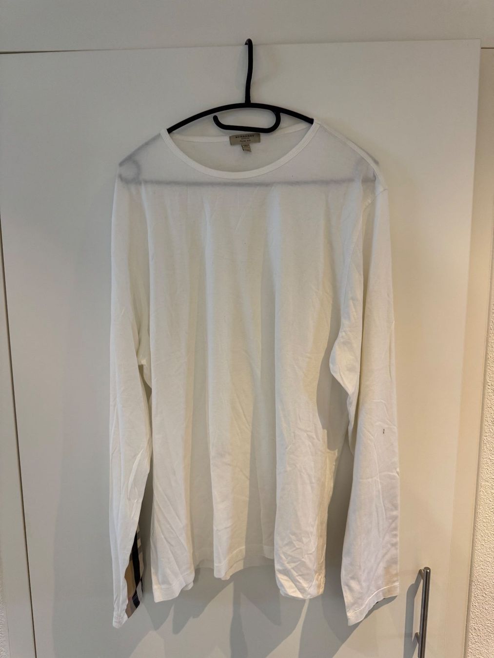 Burberry T-shirts: Burberry Longsleeve – D'occasion à Dielsdorf par Anthony111