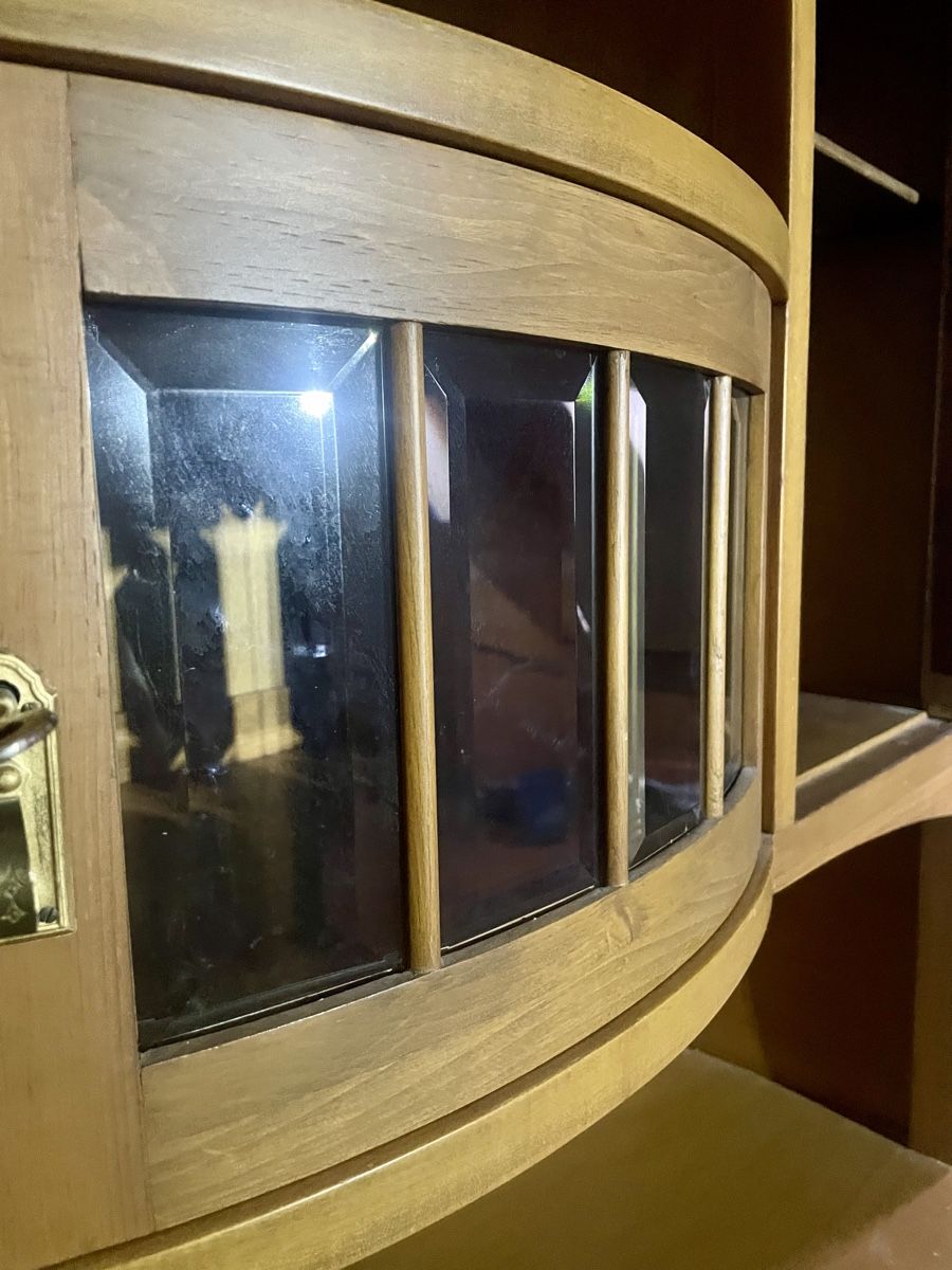 Armadi: Alter antiker Schrank – Usato da Basel venduto da Konix 6