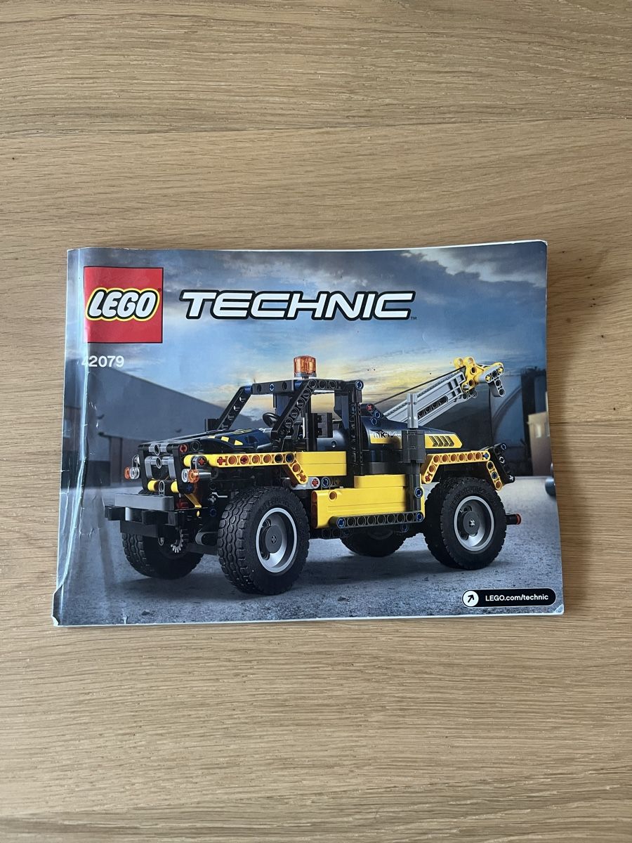 Lego Giocattoli: LEGO Technics Schwerlast-Gabelstapler 2 in 1 – Usato da Uster venduto da ywicki 2