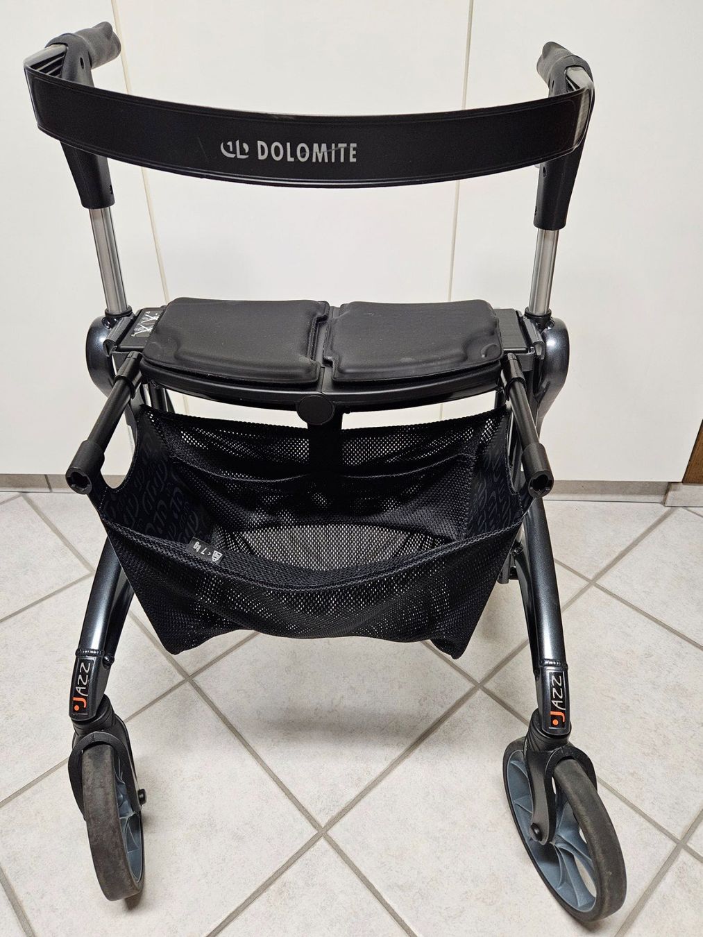 Ausili per la deambulazione: Déambulateur Rollator Dolomite TJazz 610 – Usato da Courroux venduto da grey1952