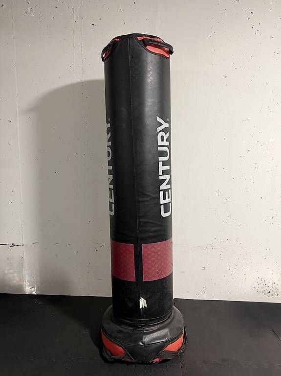 Sacchi da boxe: Boxsack Century Versys VS 1 – Usato da Neuhausen venduto da Rambodiesli 1