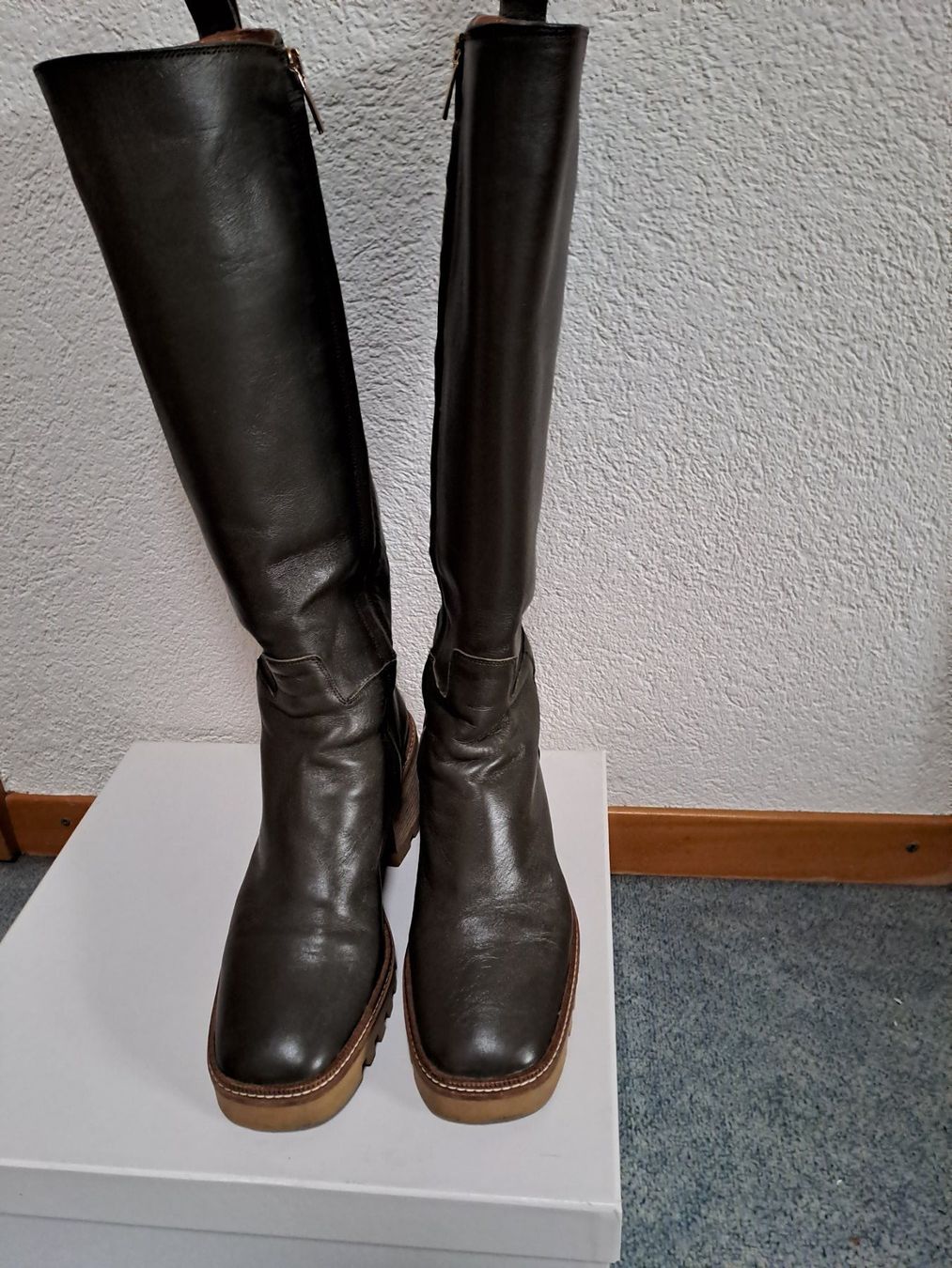 Scarpe da donna: Hochwertiger Lederstiefel, Gr. 38, NP 420.-- – Usato da Frauenfeld venduto da Andadaa 2