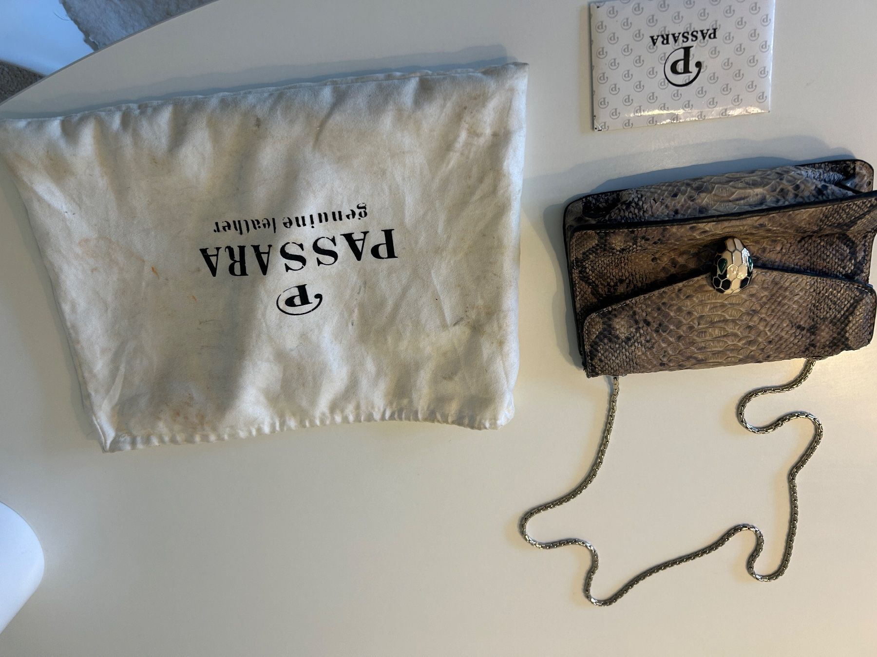Borse da donna: High quality Leather Bag with Snake Clasp – Usato da Zürich venduto da khriw 5