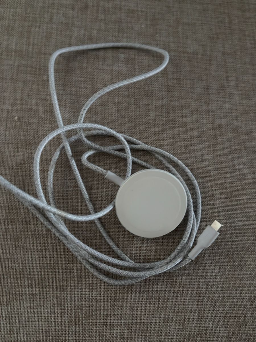 Belkin Caricabatterie: Belkin BoostCharge Pro tragbares kabelloses Ladepad mit MagS – Usato da Wetzikon ZH venduto da ShopFaster 3