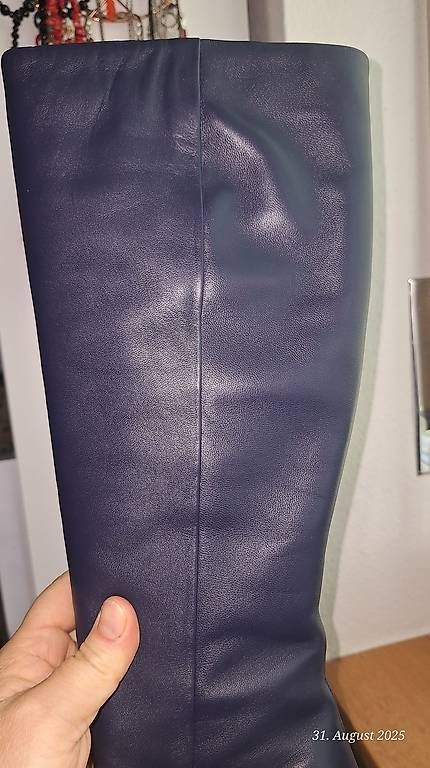 Damenschuhe: Stiefel Hugo Boss, 40 Gr. , blumarine  – Gebraucht aus Basel von ueppig 1