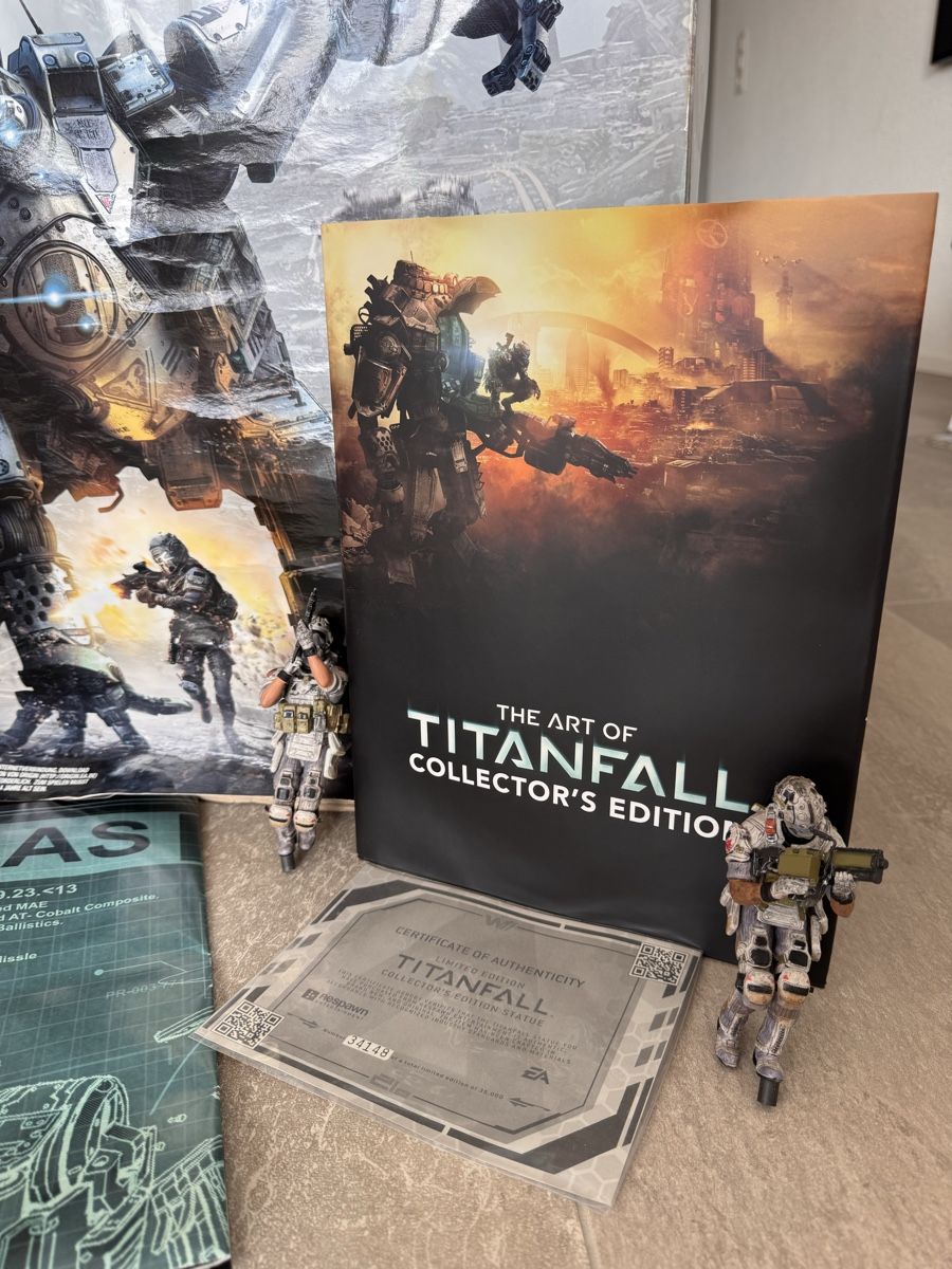 Statuette: Titanfall Collector's Edition - Top Zustand – Usato da Utzenstorf venduto da Eda97 1