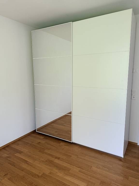 Ikea Armadi: Pax ikea armoire 236*200 – Usato da Biel/Bienne venduto da secondstore 4